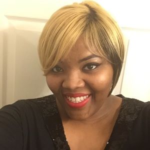 Meet your Posher, Antwanika